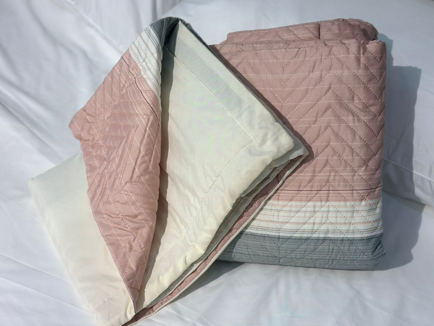 COLCHA ULTRADELGADA DISEÑO 82